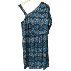 Laundry By Design Medium Asymmetrical Chevron Dress